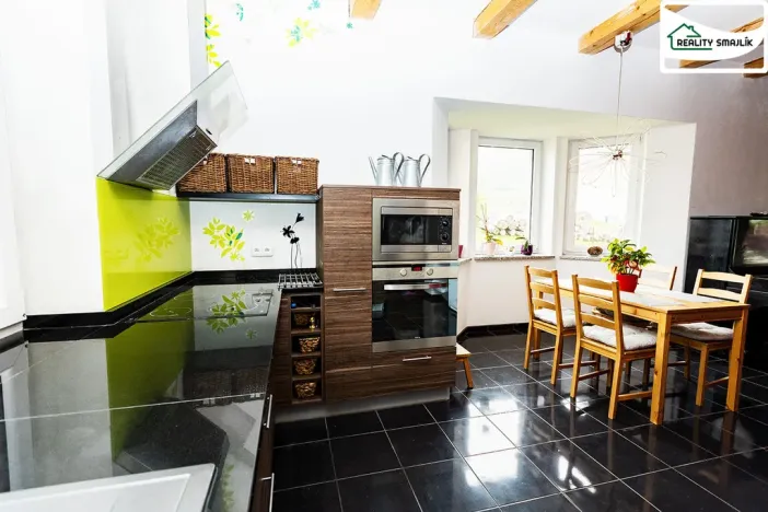 Prodej rodinného domu, Pomezí nad Ohří, Tůně, 250 m2