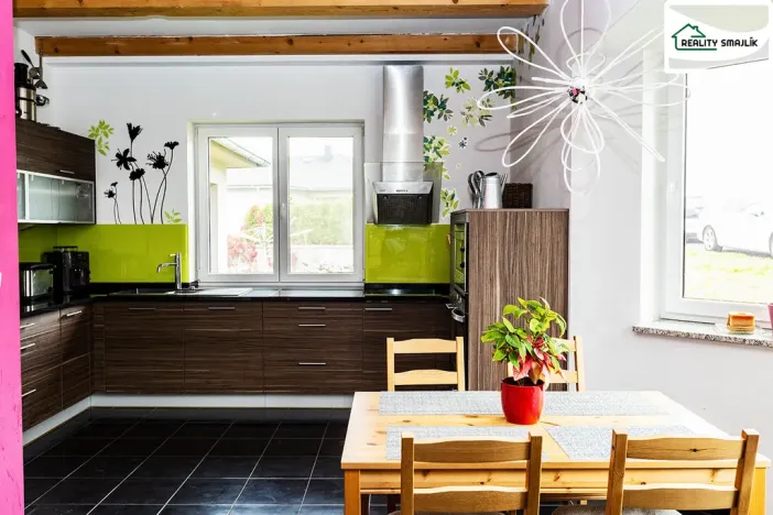 Prodej rodinného domu, Pomezí nad Ohří, Tůně, 250 m2