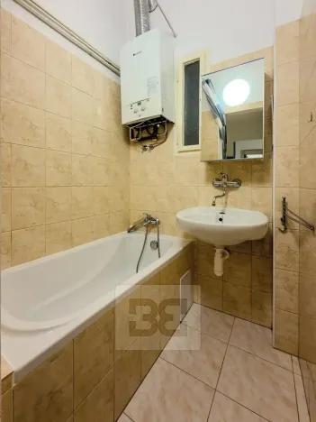 Pronájem bytu 2+kk, Praha - Nusle, Horní, 48 m2