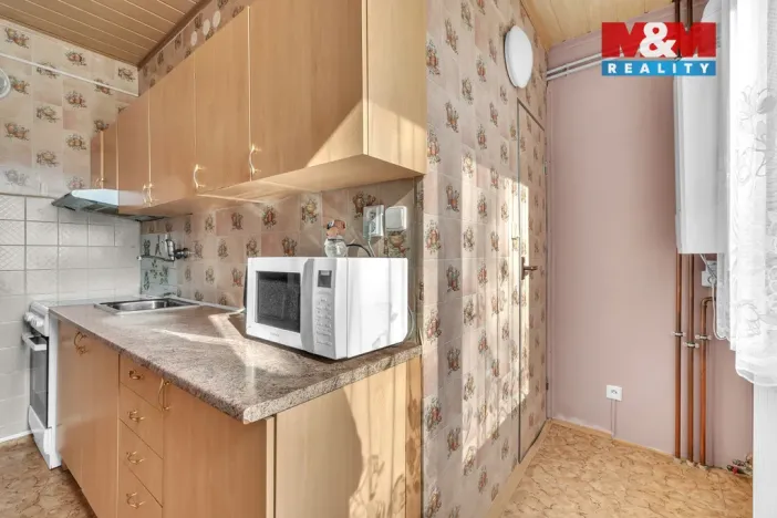 Prodej bytu 3+1, Prachovice, Bučina, 64 m2