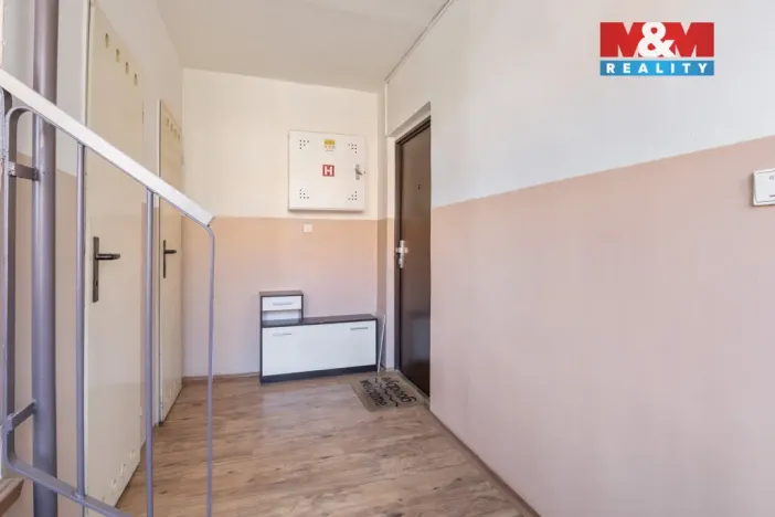Prodej bytu 3+kk, Průhonice, Na Sídlišti III, 67 m2