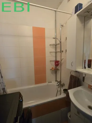 Prodej bytu 4+kk, Praha, Hrusická, 75 m2