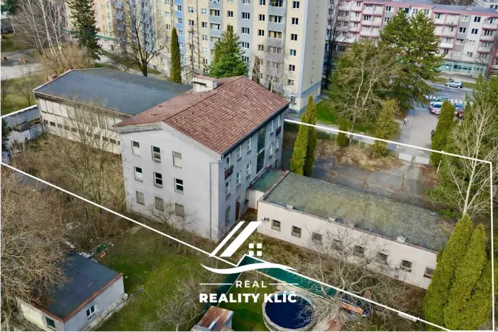 Prodej komerční nemovitosti, Kopřivnice, Obránců míru, 1402 m2