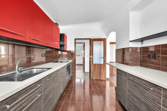 Prodej rodinného domu, Ondřejov, Hlavní, 340 m2