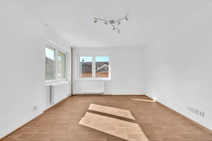 Prodej rodinného domu, Ondřejov, Hlavní, 340 m2