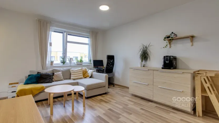 Prodej bytu 2+kk, Praha - Uhříněves, Oty Bubeníčka, 52 m2