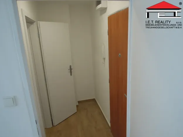 Pronájem bytu 1+1, Ostrava, Vršovců, 28 m2