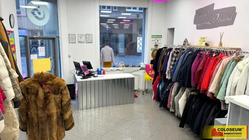 Pronájem obchodního prostoru, Brno - Brno-město, 128 m2