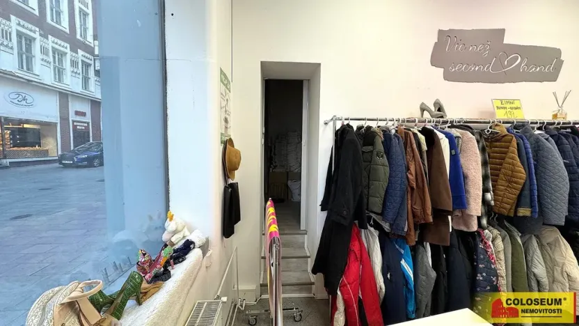 Pronájem obchodního prostoru, Brno - Brno-město, 128 m2