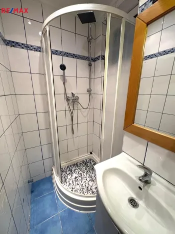 Pronájem bytu 2+kk, Karlovy Vary, Bělehradská, 54 m2