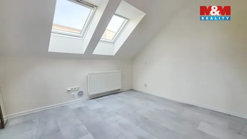 Pronájem bytu 3+kk, Kladno, Komenského, 50 m2