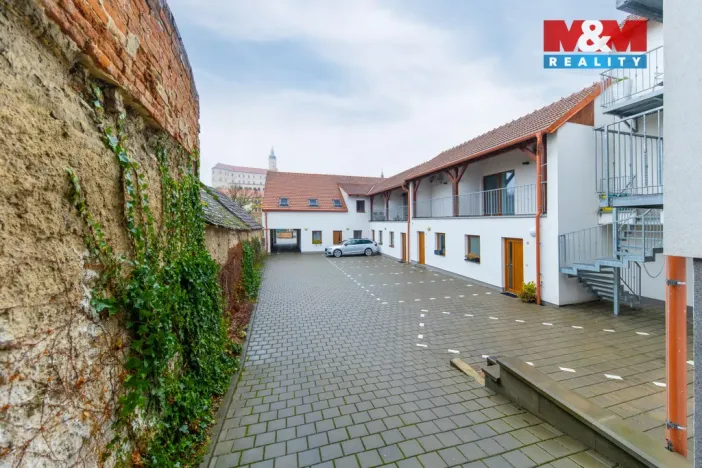 Prodej bytu 1+kk, Mikulov, Koněvova, 23 m2