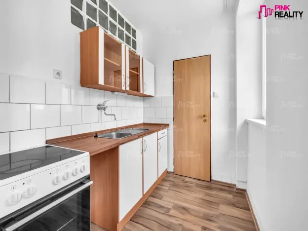 Pronájem bytu 2+1, Liberk - Uhřínov, 61 m2