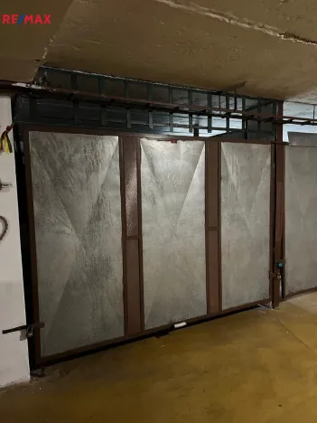 Prodej garáže, Praha - Chodov, Hviezdoslavova, 17 m2