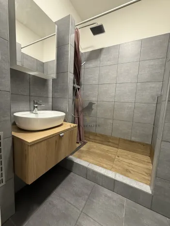 Pronájem bytu 2+1, Ostrava, Ivana Sekaniny, 58 m2