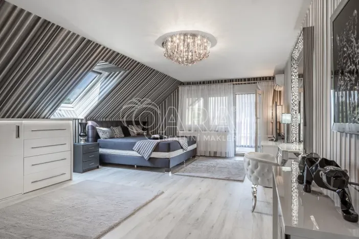 Prodej rodinného domu, Zeleneč, Štefánikova, 540 m2