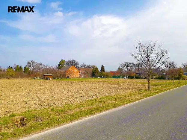 Prodej pozemku pro bydlení, Suchdol, 970 m2