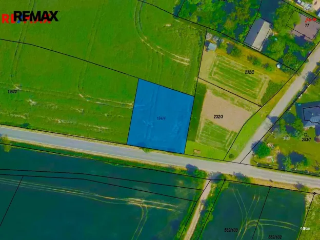 Prodej pozemku pro bydlení, Suchdol, 970 m2