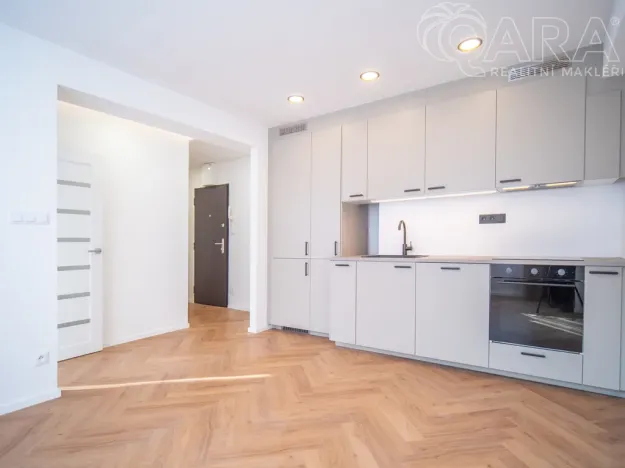 Pronájem bytu 2+kk, Vlašim, Komenského, 38 m2