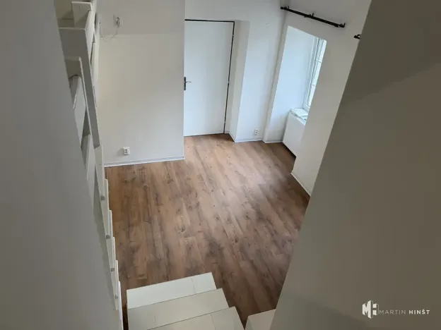 Pronájem bytu 1+kk, Praha - Dubeč, Starodubečská, 22 m2