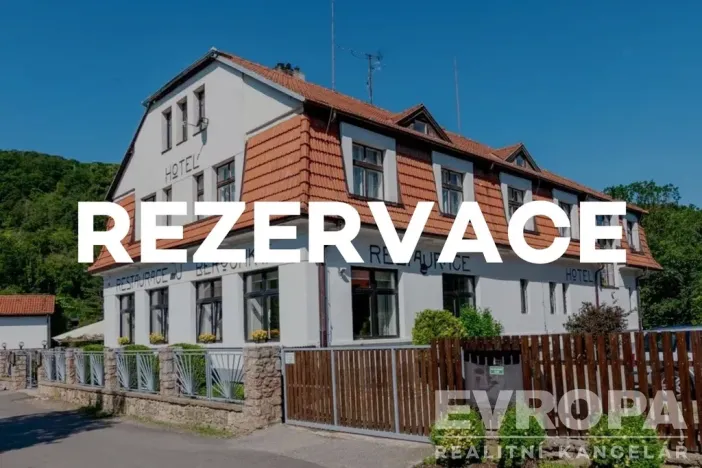 Prodej komerční nemovitosti, Srbsko, K Přívozu, 458 m2