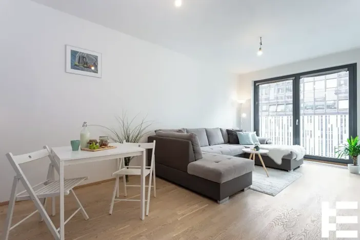 Pronájem bytu 4+kk, Praha - Žižkov, Olšanská, 107 m2