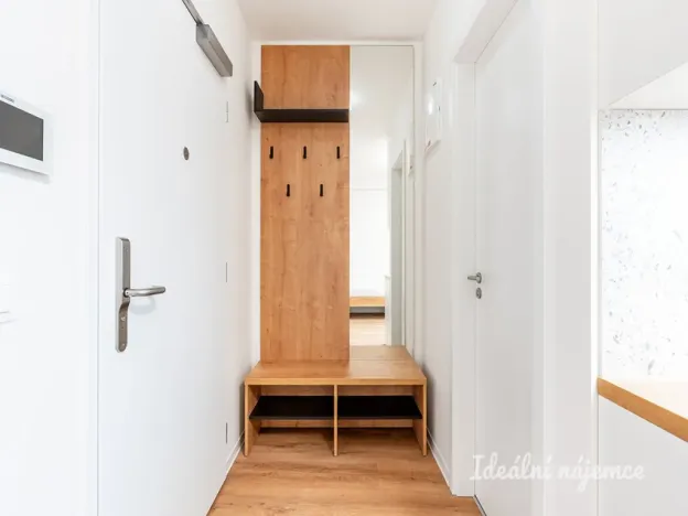 Pronájem bytu 1+kk, Praha - Břevnov, Na Větrníku, 18 m2