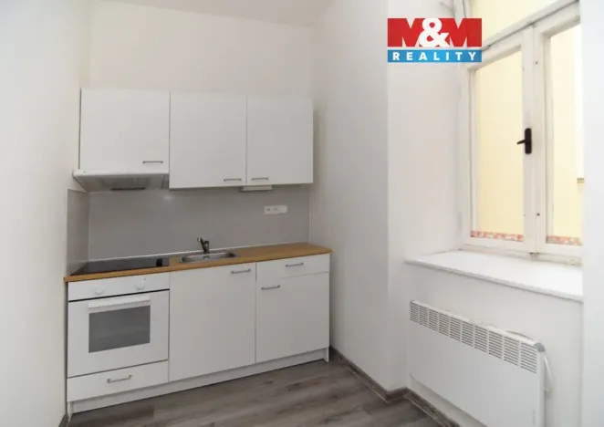 Pronájem bytu 1+1, Ostrava - Moravská Ostrava, Čs. legií, 30 m2