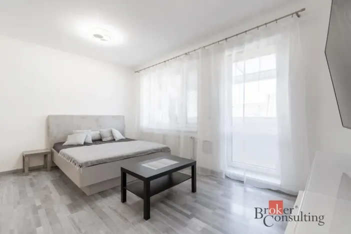 Pronájem bytu 2+kk, Rosice, Karla IV., 65 m2