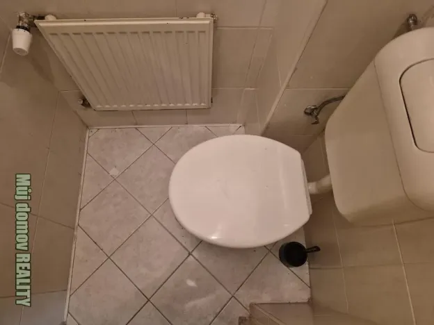 Pronájem bytu 1+1, Praha - Holešovice, Osadní, 38 m2