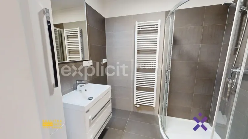 Pronájem bytu 2+kk, Zlín, Hřebíčkova, 42 m2