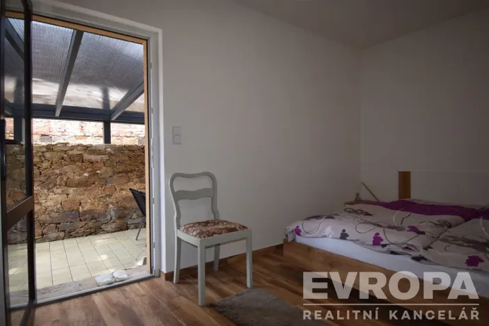 Prodej rodinného domu, Zásmuky - Nesměň, 72 m2