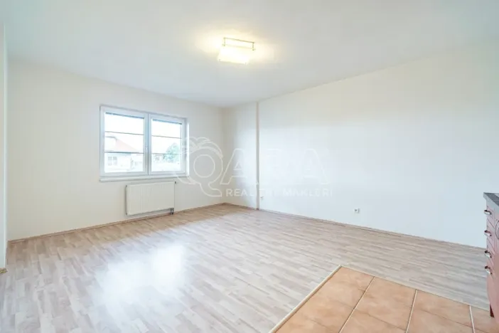 Prodej bytu 1+kk, Holubice - Kozinec, Buková, 40 m2