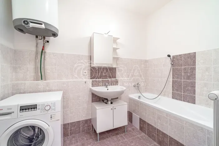 Prodej bytu 1+kk, Holubice - Kozinec, Buková, 40 m2