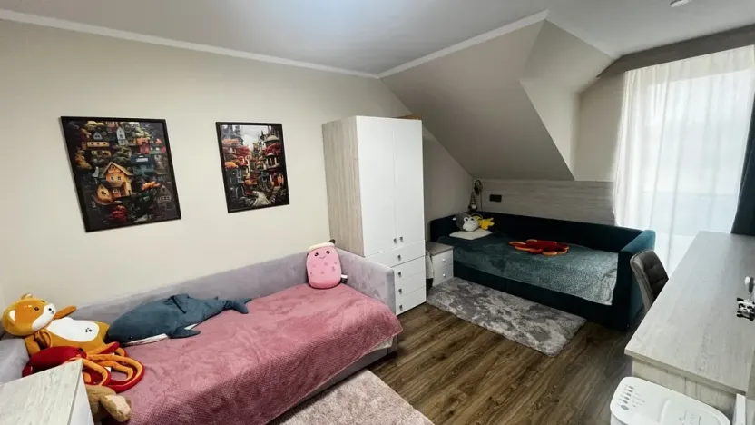 Prodej rodinného domu, Veltrusy, Lomená, 118 m2