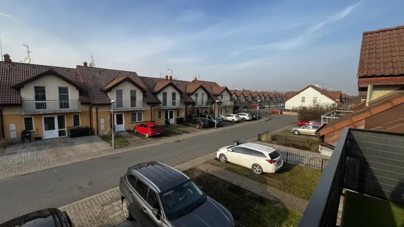 Prodej rodinného domu, Veltrusy, Lomená, 118 m2