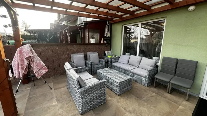 Prodej rodinného domu, Veltrusy, Lomená, 118 m2