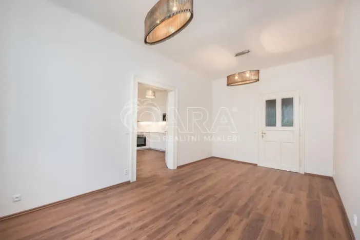 Pronájem bytu 2+kk, Praha, Chvalova, 51 m2