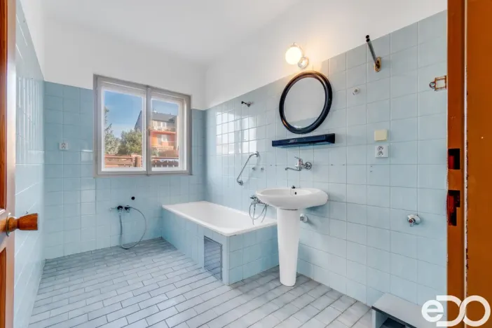 Prodej rodinného domu, Praha, Za podjezdem, 160 m2