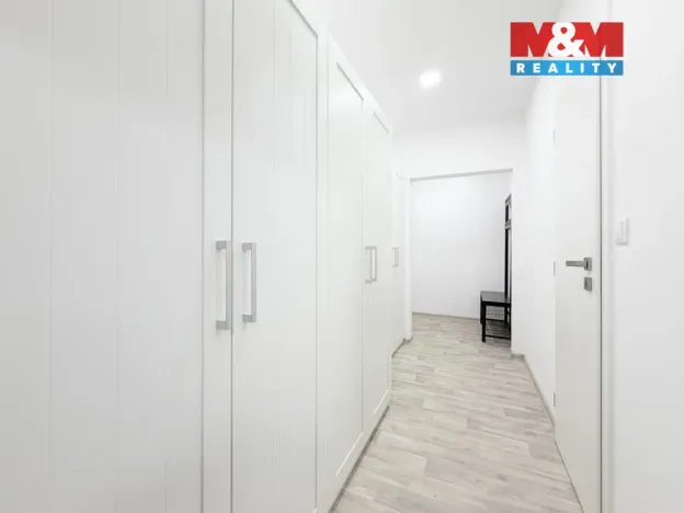 Pronájem bytu 1+1, Vsetín, Stará cesta, 50 m2