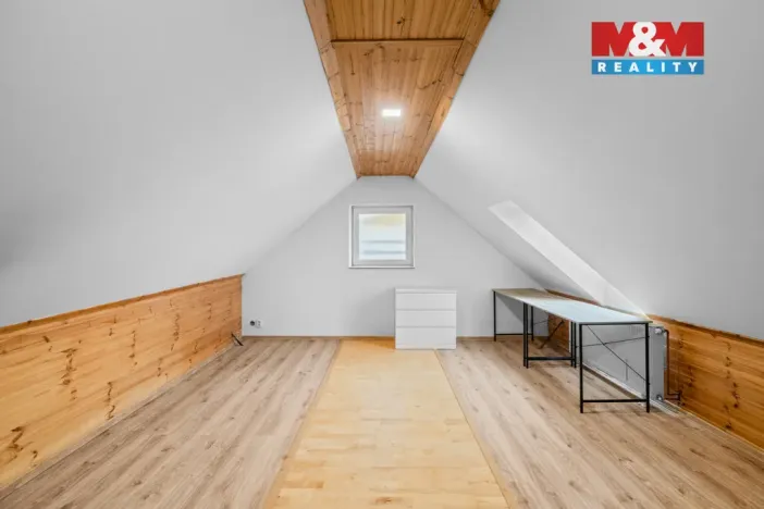 Prodej rodinného domu, Zvoleněves, 94 m2