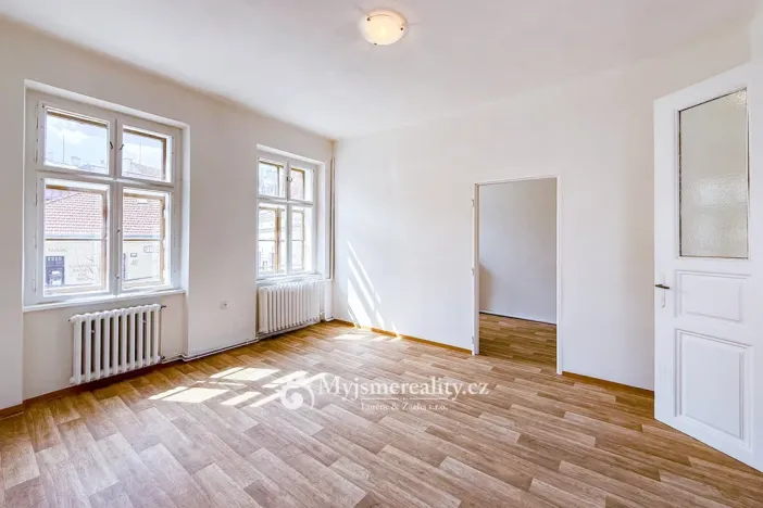 Prodej obchodního prostoru, Znojmo, Horní Česká, 300 m2