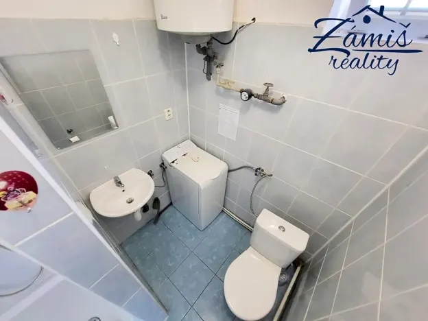 Pronájem bytu 2+kk, Nové Strašecí, U Školy, 52 m2