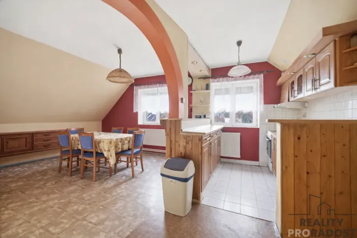 Prodej vícegeneračního domu, Konárovice, 300 m2