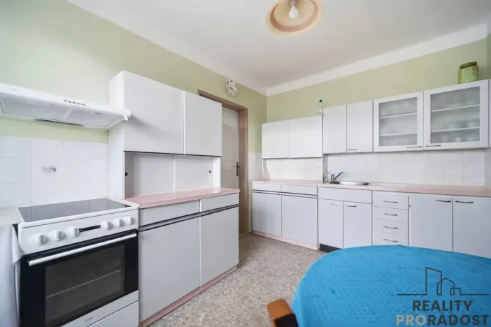 Prodej vícegeneračního domu, Konárovice, 300 m2