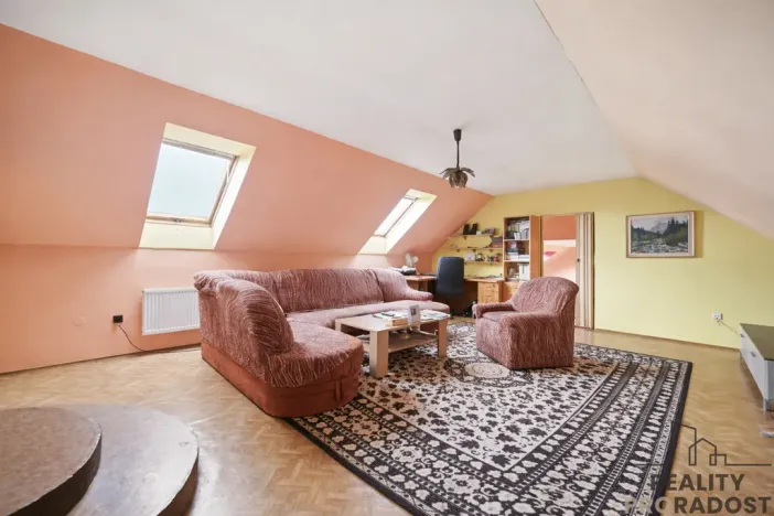 Prodej vícegeneračního domu, Konárovice, 300 m2