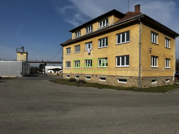 Pronájem bytu 2+kk, Tetčice, Nádražní, 56 m2