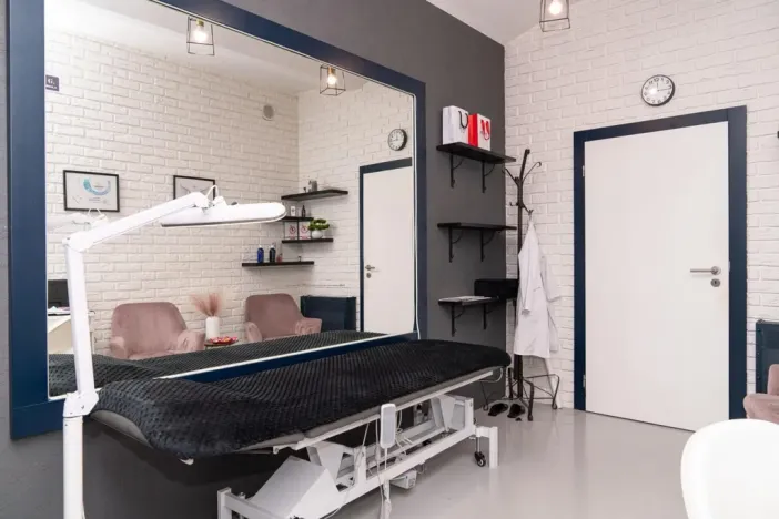 Pronájem obchodního prostoru, Praha - Vinohrady, Korunní, 136 m2