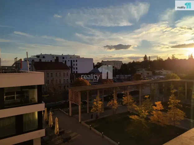 Prodej bytu 2+kk, Praha - Strašnice, Vinohradská, 41 m2