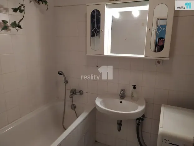 Prodej bytu 2+kk, Praha - Strašnice, Vinohradská, 41 m2